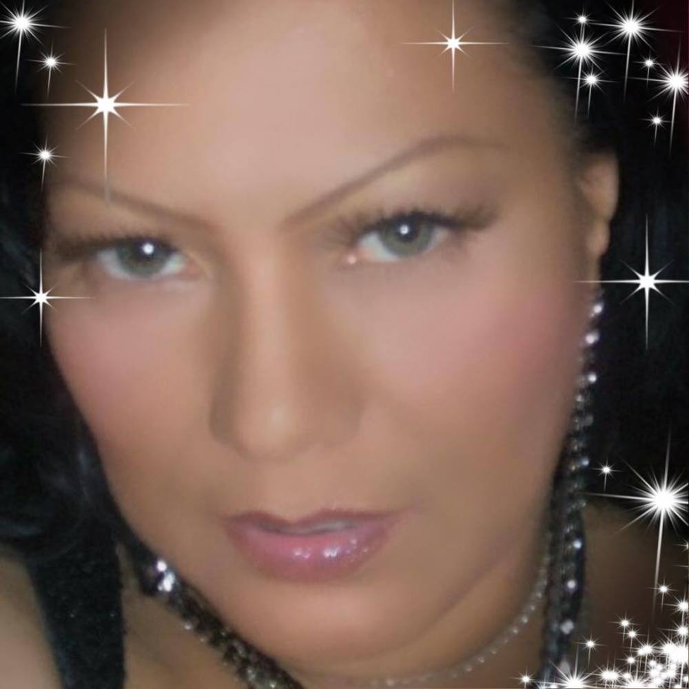 Meet your Posher, Luz betty
